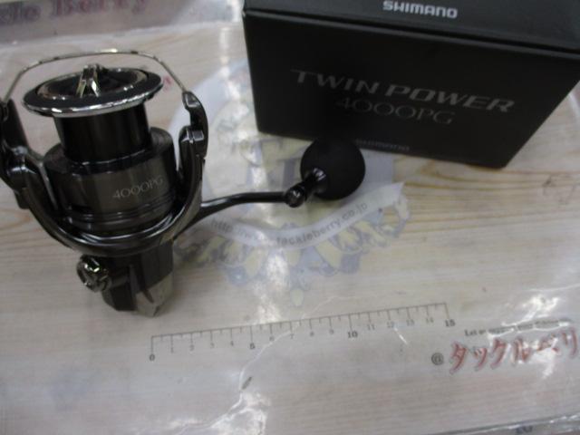 【美品】24ツインパワー4000PG シマノ 24 ツインパワー 4000PG (2024年モデル) スピニング