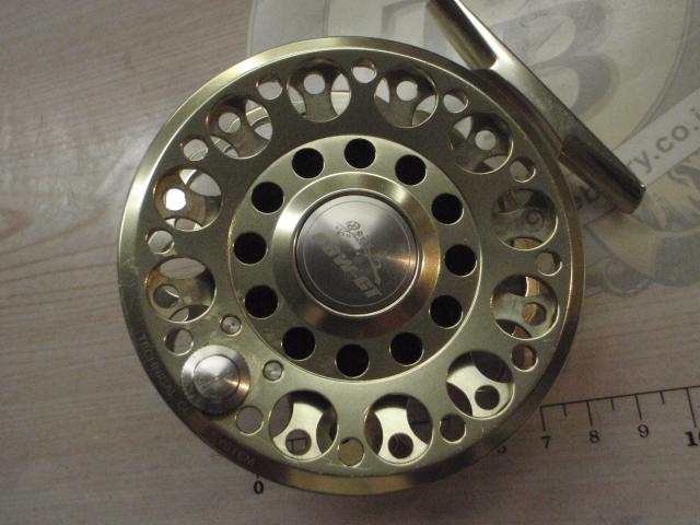 黒鯛師 THEヘチセレクション 88W-GT ゴールド/チタン