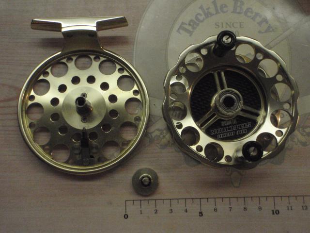 黒鯛師 THEヘチセレクション 88W-GT ゴールド/チタン