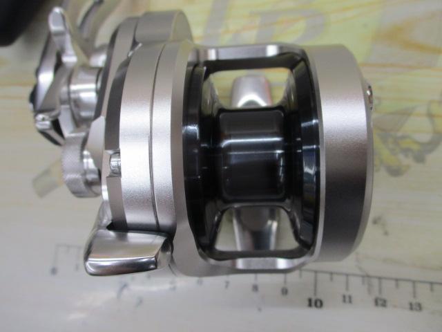 Amazon | シマノ(SHIMANO) ベイトリール 両軸 ジギング 17