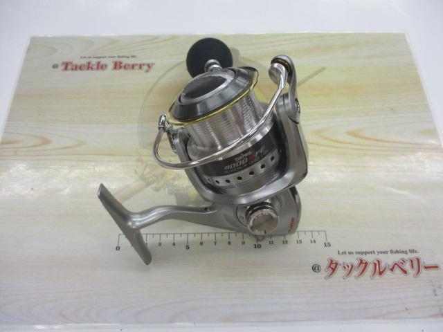 送料無料】新品未使用！DAIWA ダイワ SEAGATE LIGHT 4000H-PE