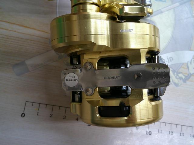 22 オシアコンクエスト 301HG シマノ(SHIMANO) 22オシアコンクエスト 301HG(左) オシア コン