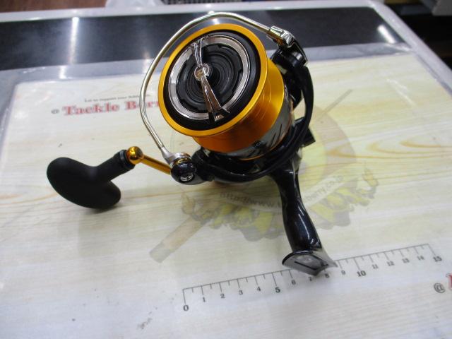 新品 正規品 ダイワ(DAIWA) スピニングリール 20 【LT5000D-CH
