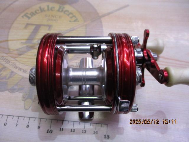 5500C クラシック レッド｜＠ベリーネット 日本最大新品中古釣具