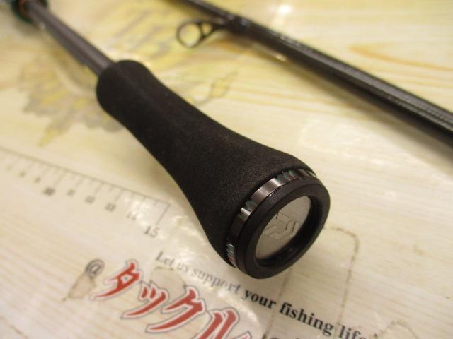 フルール様エメラルダス　ストイストST 83M-SMT DAIWA（釣り） 23 エメラルダス ストイスト ST（アウトガイド