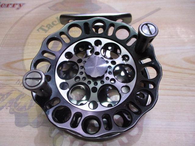 【未使用に近い】宇崎日新 インヴィクタクロダRND-BG INVICTA クロダイ RND-BG | (株)宇崎日新（NISSIN）| 磯・船