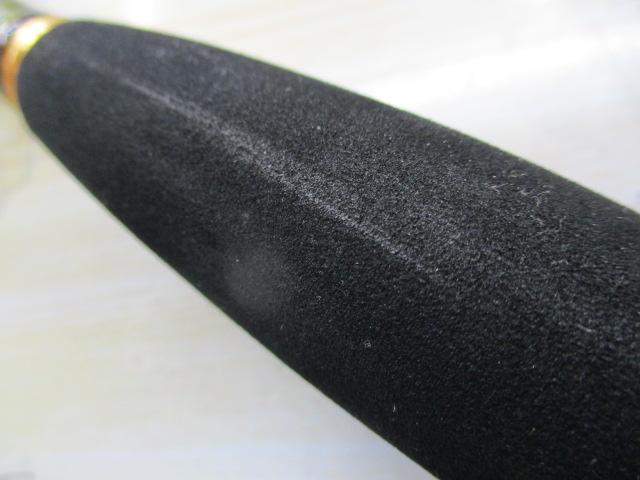 デストロイヤー F6-72DG(オロチフュージコンタクト)マットブラックリールシート