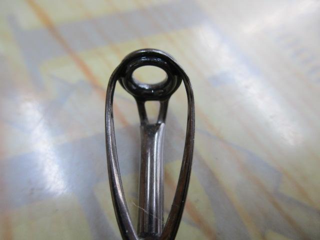 デストロイヤー F6-72DG(オロチフュージコンタクト)マットブラックリールシート