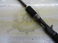 デストロイヤー F6-72DG(オロチフュージコンタクト)マットブラックリールシート