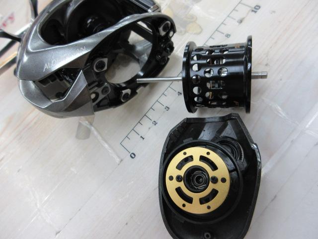 Amazon.com : SHIMANO Reel 16 Aldebaran BFS XG Right : Sports
