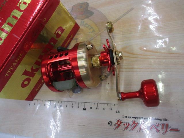 okuma titanic 300とレッド アイシス300の2個セット - メルカリ