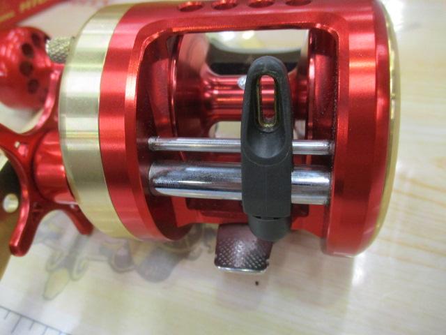 okuma titanic 300とレッド アイシス300の2個セット - メルカリ