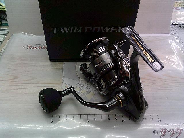 24ツインパワーc5000xg DAIWA（釣り） 24 ツインパワー C5000XG スピニングリール - 最