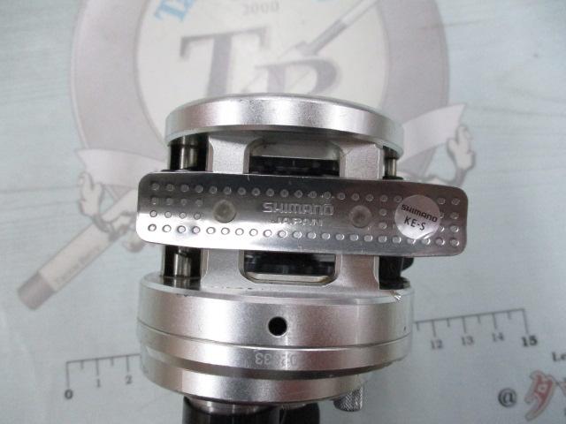 シマノ(SHIMANO) 12カルカッタ 200 右 028334｜アウトドア用品