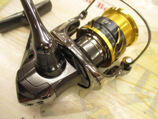 楽天市場】シマノ(SHIMANO) スピニングリール 20 ツインパワー