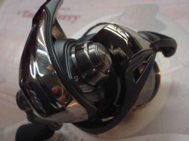 め*ん様 23AIRITY SF2500SS ダイワ(Daiwa) 23AIRITY エアリティ SF2500SS-H-QD 2500SSHQD