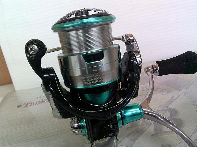 エメラルダス LT2500S-H-DH Amazon | ダイワ(DAIWA) 一般 スピニングリール 19 エメラルダス