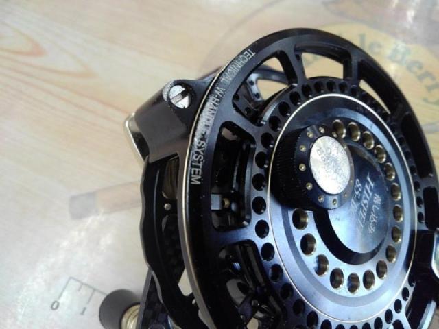 ブラッキー THEアスリート落し込み ハイスピード 85-BG ブラック/ゴールド