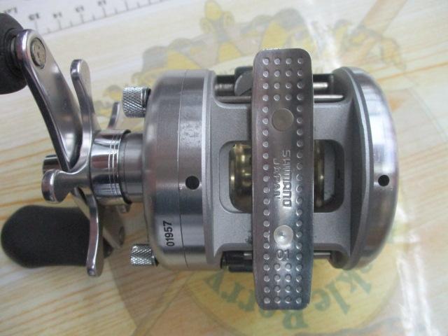 SHIMANO】シマノ『05 カルカッタ 100 右ハンドル』2005年 ベイト