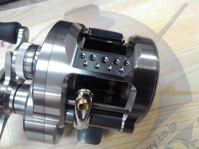シマノ 23 カルカッタコンクエスト BFS XGR 右ハンドル (2023年