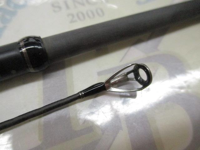 エクスセンスインフィニティ B806MR