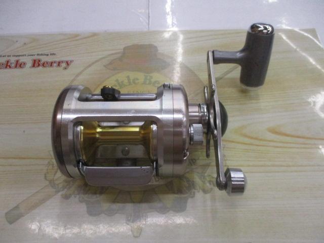 DAIWA ダイワ ミリオネアCV-X 300 両軸リール ハンドルシマノ製