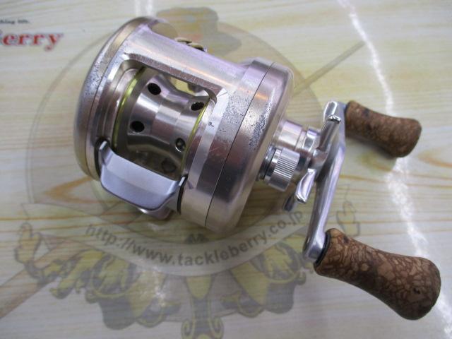 【釣り具・リール】ダイワ ミリオネアCV-Z205 ダイワ(Daiwa) ミリオネア CV-Z 205 00613904｜アウトドア用品
