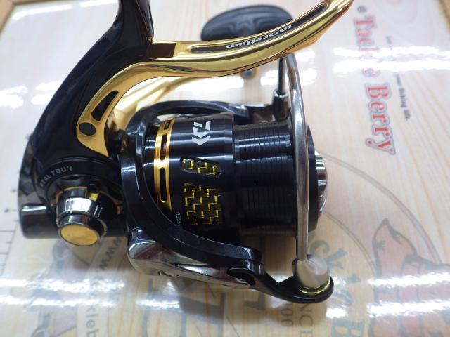 14 morethan 2510PE-H ジャンク リール