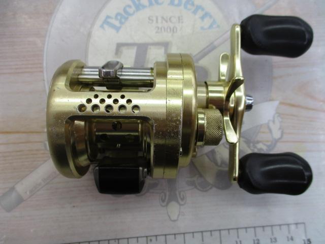ルアー専門店！！USEDカルカッタコンクエスト50S（未使用品