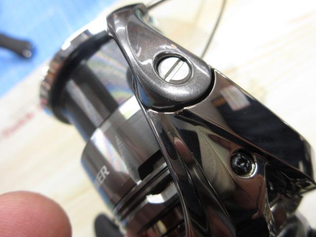 SHIMANO - 【中古/極上品】 シマノ 24 ツインパワー 4000M   /Q114M シマノ 24 ツインパワー 4000M (2024年モデル) スピニングリール