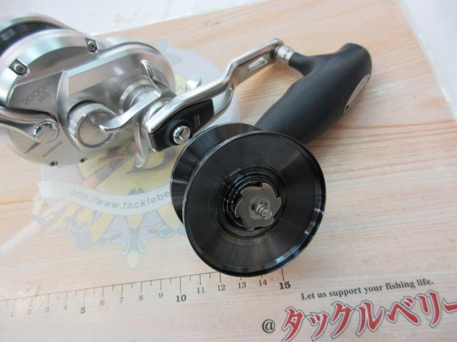 17 オシアジガー　2000NRHG シマノ(SHIMANO) 17 オシアジガー 2000NR-HG 右巻き 036711