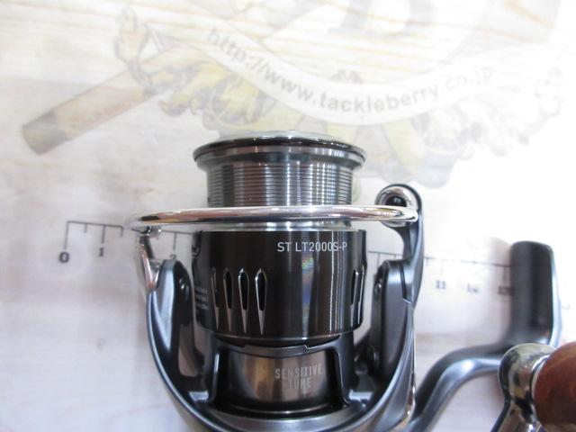 DAIWA - 【中古/未使用品】 ダイワ 23 エアリティ LT 2000S-P