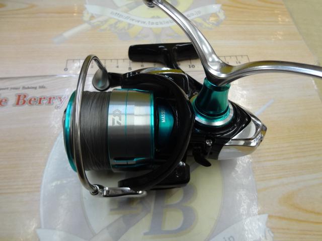 スピニングリール 19 エメラルダス LT3000S-CH-DH ダイワ(DAIWA) スピニングリール 19 エメラルダス LT3000S-CH-DH