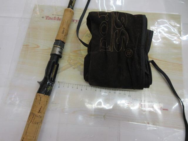 デストロイヤー F4-64T(トマホーク)