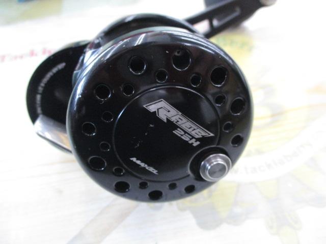 レイジ R25H ブラック/ゴールド