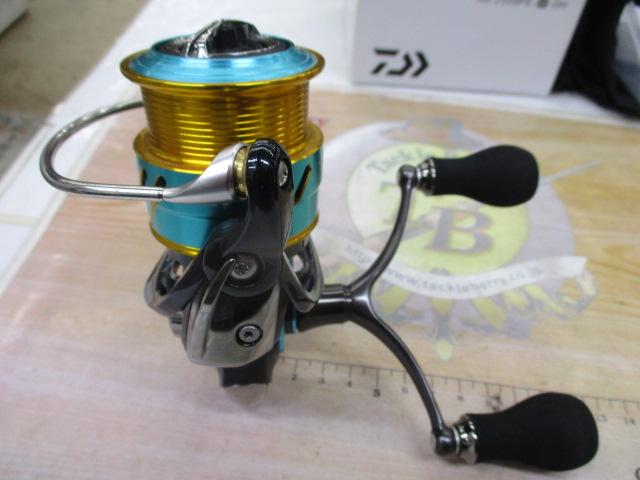 17エメラルダス MX 2508PE-H-DH 17 エメラルダス MX 2508PE-H-DHのスペックとインプレ | 釣り