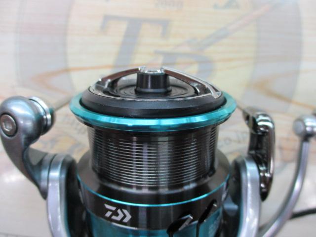 ★☆ダイワ　18エメラルダスエア　LT3000S-CXH ボディ 超美品 18エメラルダスエア LT3000S-CXH｜＠ベリーネット 日本最大新品