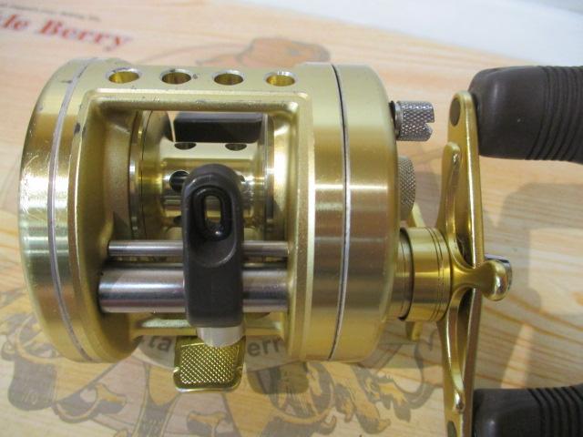 SHIMANO CALCUTTA 201XT ゴールド - メルカリ