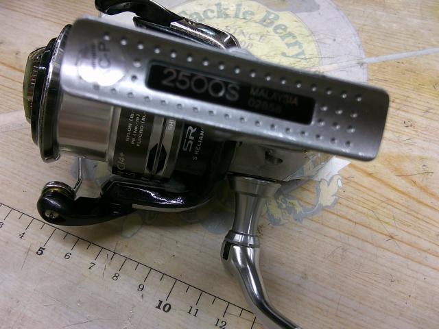 レアニウムC￼i4+2500s シマノ(SHIMANO) レアニウムCI4 2500S 023520｜アウトドア用品