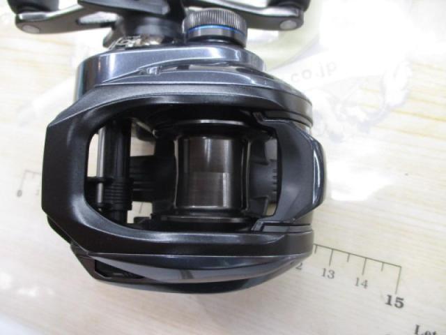 【新品未使用】SHIMANO 23SLX DC 70XG リール 新品未使用】SHIMANO 23SLX DC 70XG リール