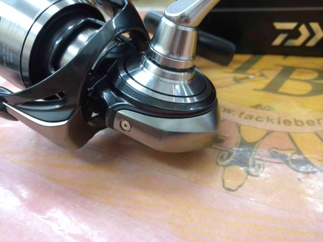 24セルテート LT3000-CH｜＠ベリーネット 日本最大新品中古釣具