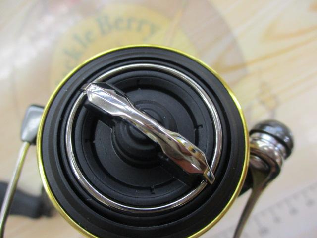 シマノ(SHIMANO) 20 ツインパワー C2000SHG 041371｜アウトドア