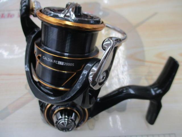 DAIWA - 【中古/未使用品】 ダイワ  21 カルディア FC LT 2000S   /O015M DAIWA（釣り） ダイワ 21カルディア FC LT2000S スピニング