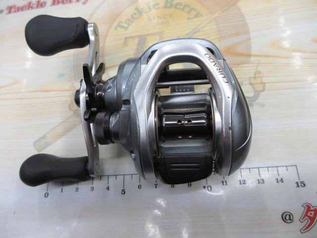 Amazon.co.jp: シマノ(SHIMANO) ベイトリール 15 クラド 201 左