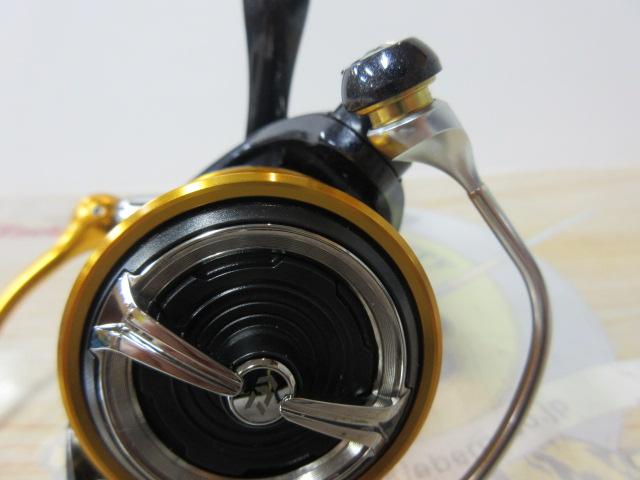 ダイワ　20レブロス　LT3000D-C ダイワ レブロス LT3000D-C (リール) 価格比較 - 価格.com