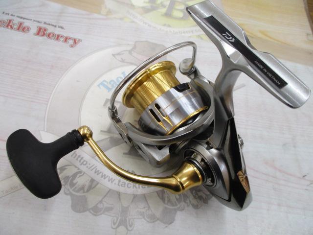 DAIWA　ダイワ 18 FREAMS　フリームス　LT3000 　中古品 楽天市場】DAIWA ダイワ スピニングリール 18 FREAMS LT3000