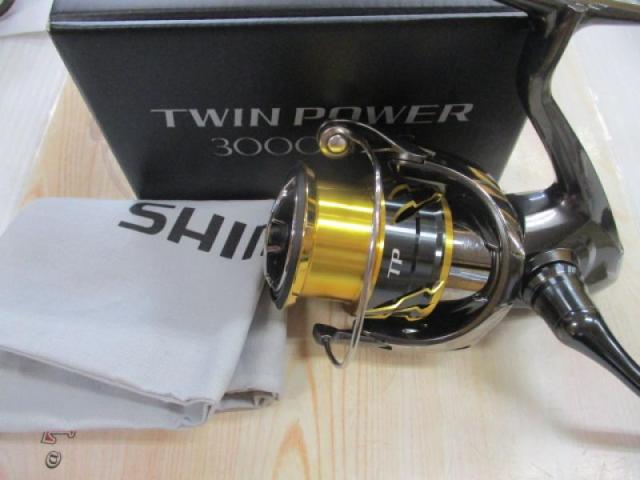 極美品 未使用 シマノ 20 ツインパワー 3000MHG