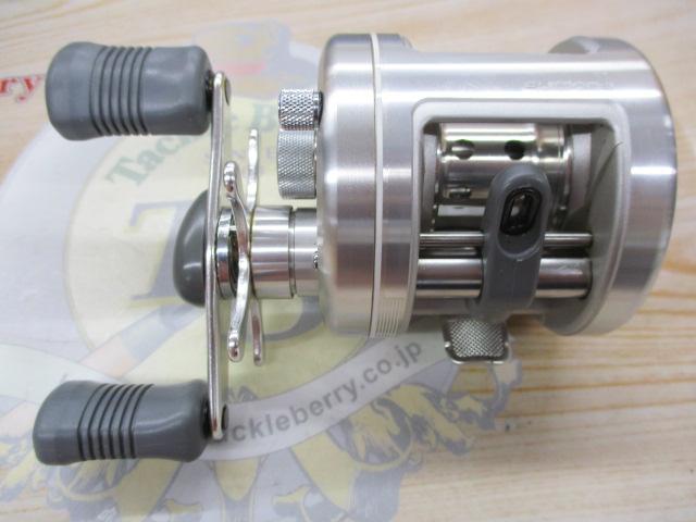 希少 美品 完備品 SHIMANO シマノ 92カルカッタ200 付属品あり
