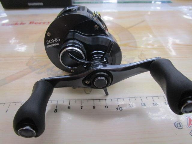 極美品 24カルカッタコンクエスト 30HG シャローエディション 楽天市場】シマノ 24 カルカッタコンクエスト シャロー