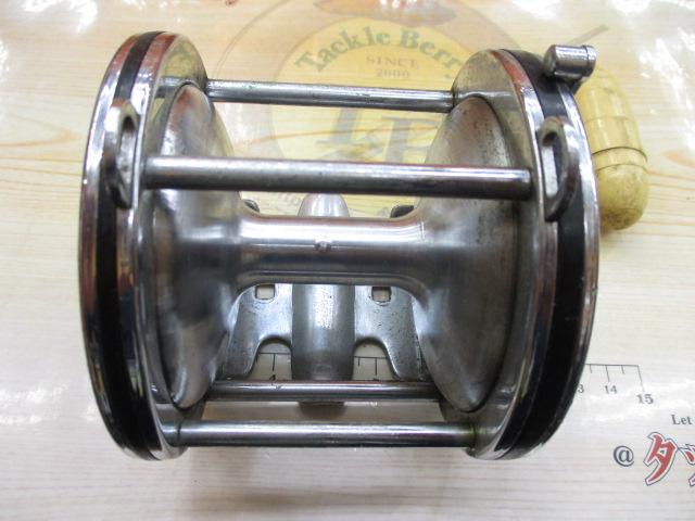 Vintage Penn Reels SPECIAL SENATOR 113H 4/0 Conventional